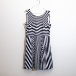 ⚡️ H&M Black & White Striped Skater Dress - NWT